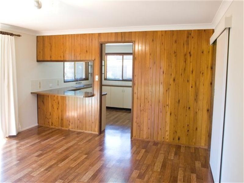 1 Jasmine Court, Centenary Heights QLD 4350