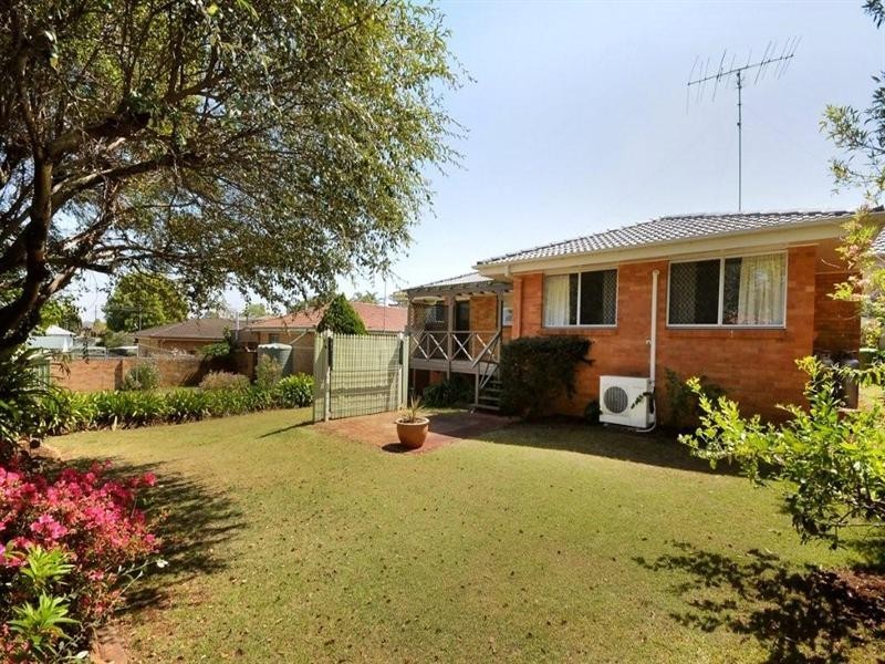24 Weller Street, Rangeville QLD 4350