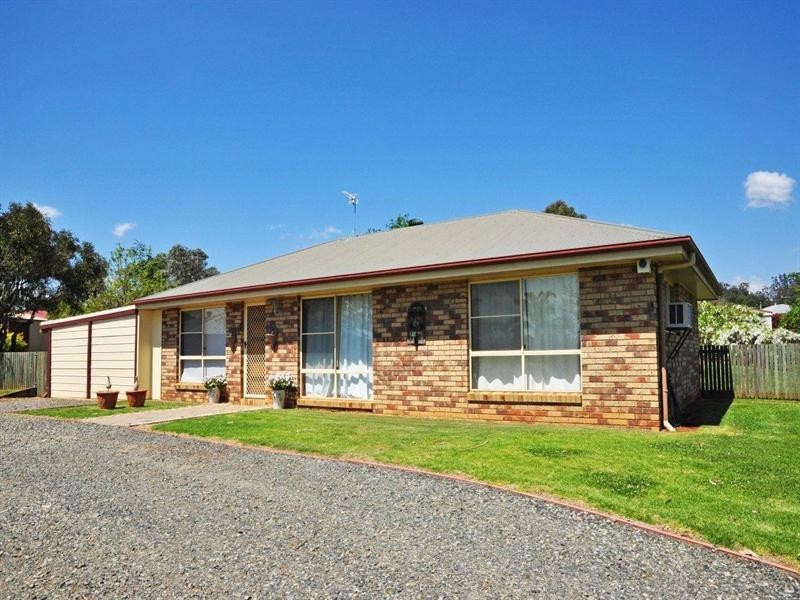 3 Delvue Crescent, Highfields QLD 4352