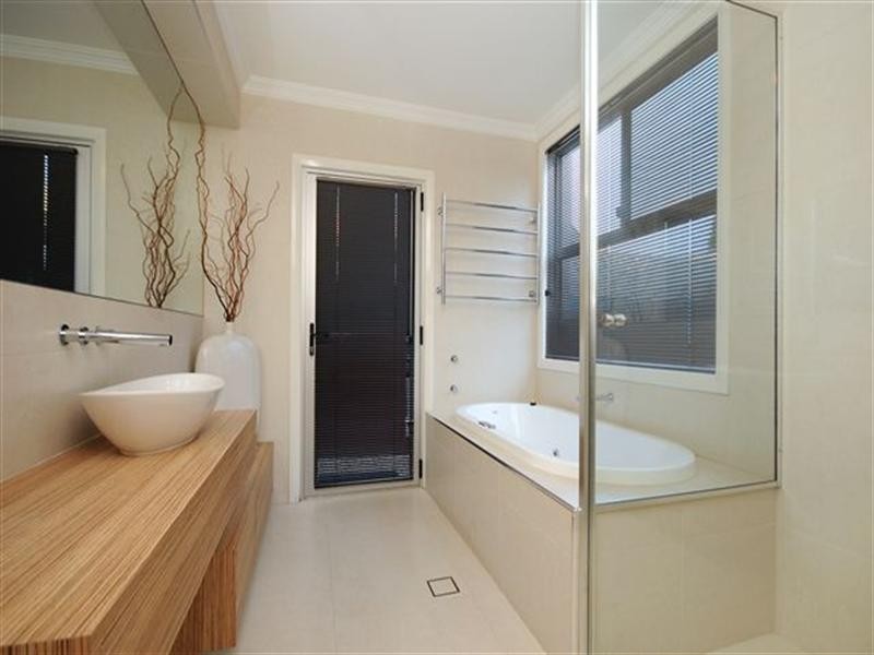 14 Bonville Court, Middle Ridge QLD 4350