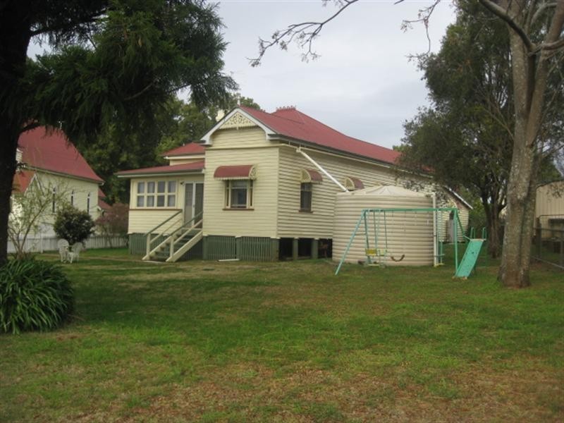 10519 New England Highway, Highfields QLD 4352