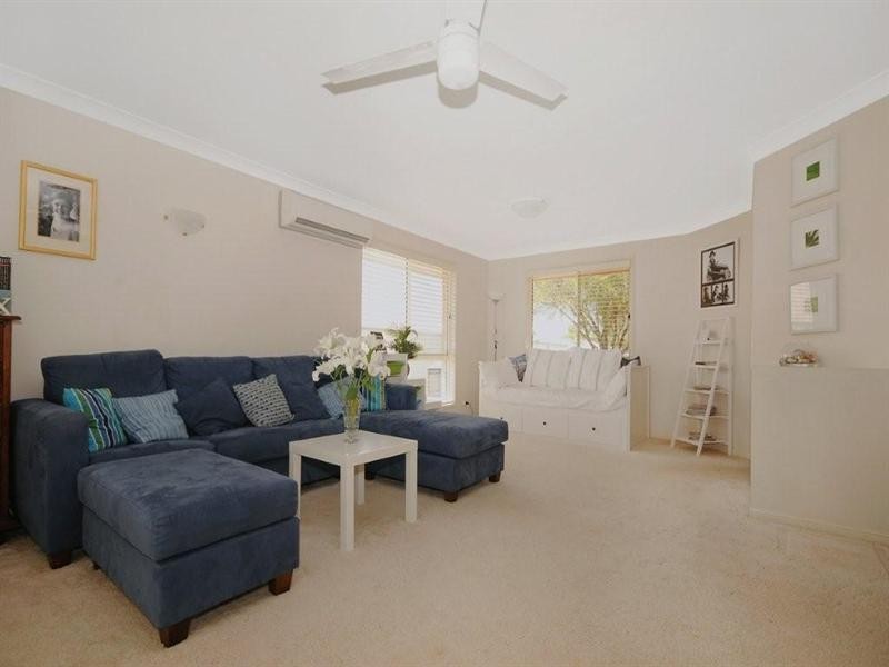 18 Buckle Court, Middle Ridge QLD 4350