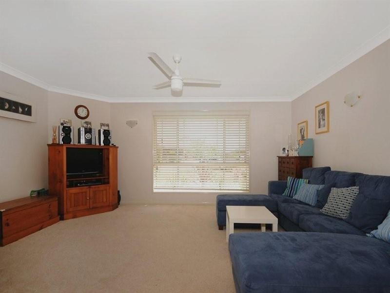 18 Buckle Court, Middle Ridge QLD 4350