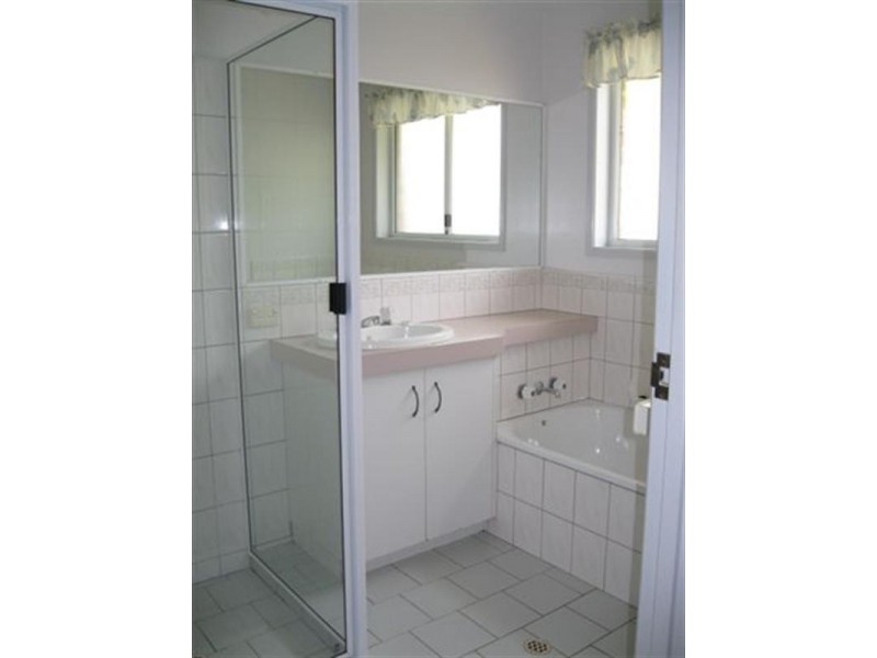 1 Kayser Court, Darling Heights QLD 4350