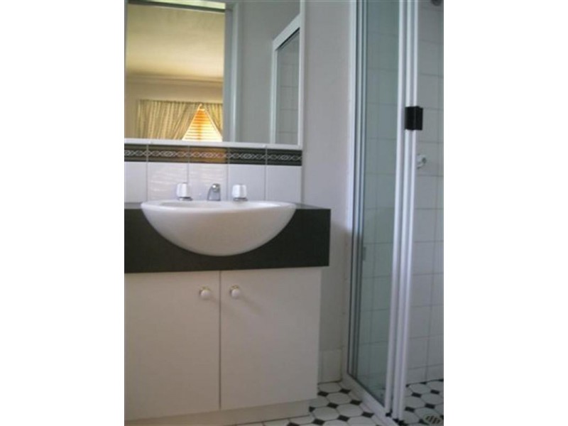 1 Kayser Court, Darling Heights QLD 4350