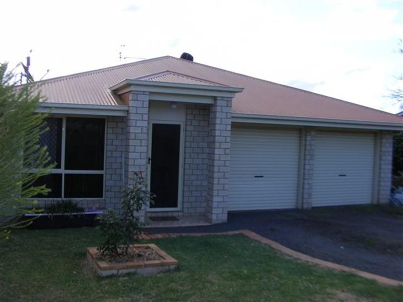 5 Lawmere Court, Kingsthorpe QLD 4400