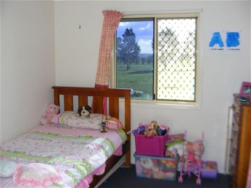 5 Lawmere Court, Kingsthorpe QLD 4400