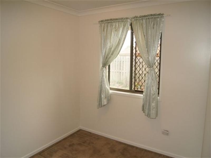 2/11 Camellia Court, Darling Heights QLD 4350