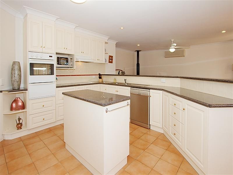 7 Lillypilly Court, Middle Ridge QLD 4350
