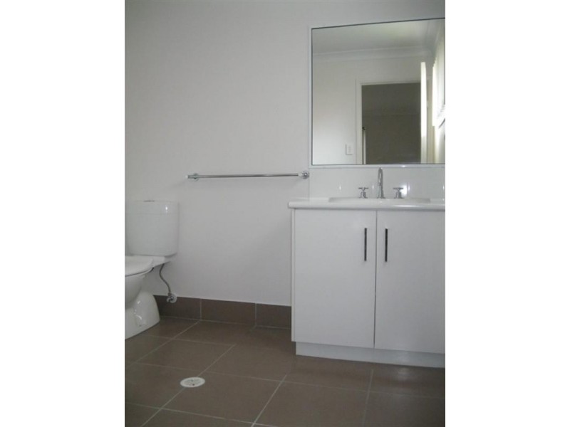 11 Wareena Crescent, Glenvale QLD 4350