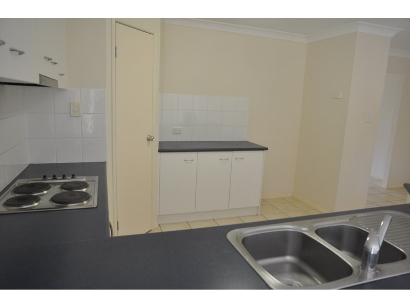 24 Wareena Crescent, Glenvale QLD 4350