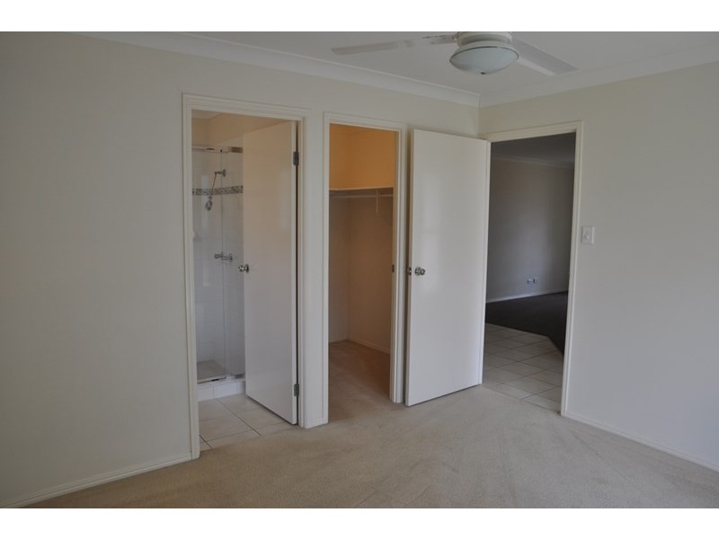 24 Wareena Crescent, Glenvale QLD 4350