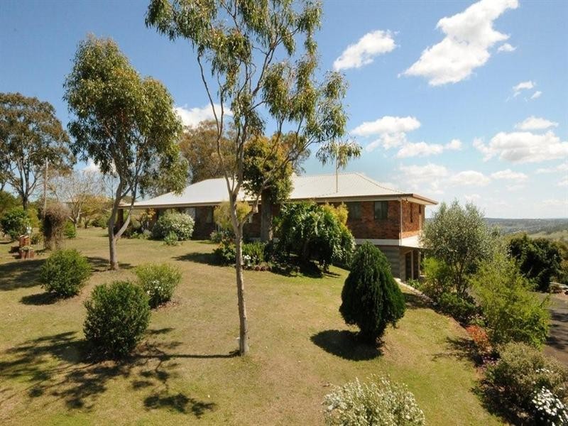 24 Coverdale Crescent, Cotswold Hills QLD 4350