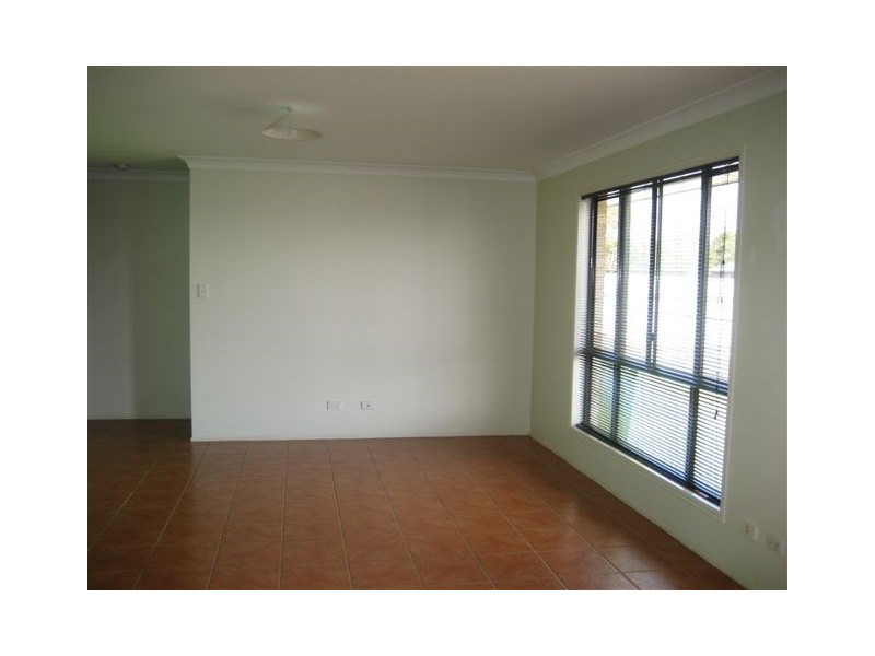 777 Greenwattle Street, Harristown QLD 4350