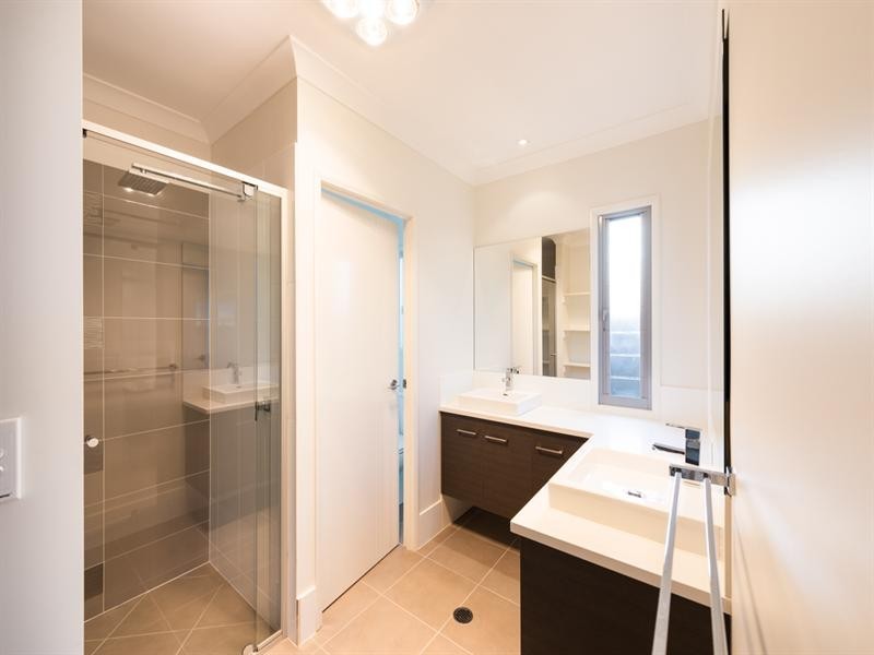 13 Stedman Street, Middle Ridge QLD 4350