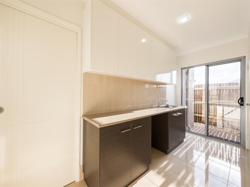 13 Stedman Street, Middle Ridge QLD 4350