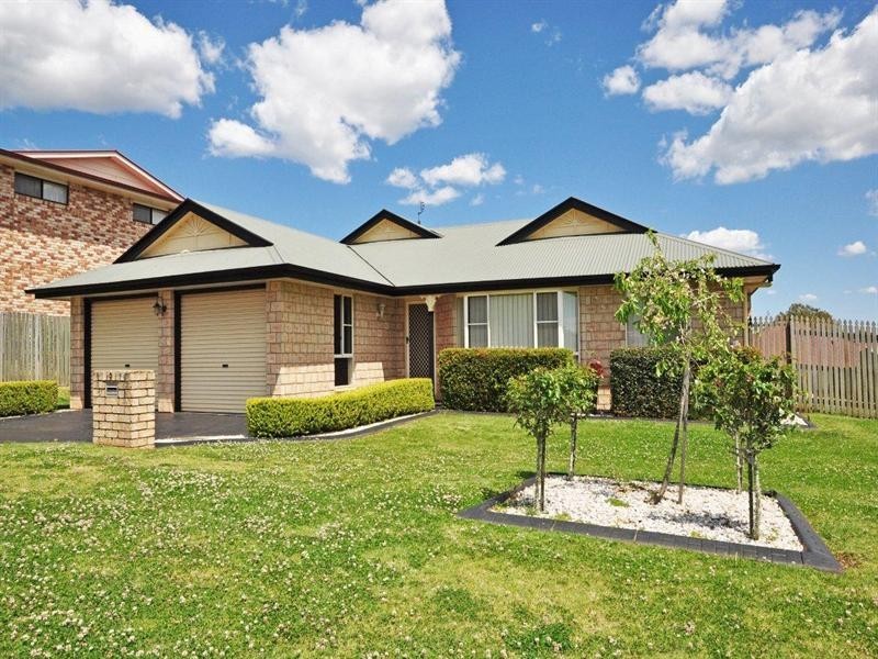 9 La Vista Court, Middle Ridge QLD 4350