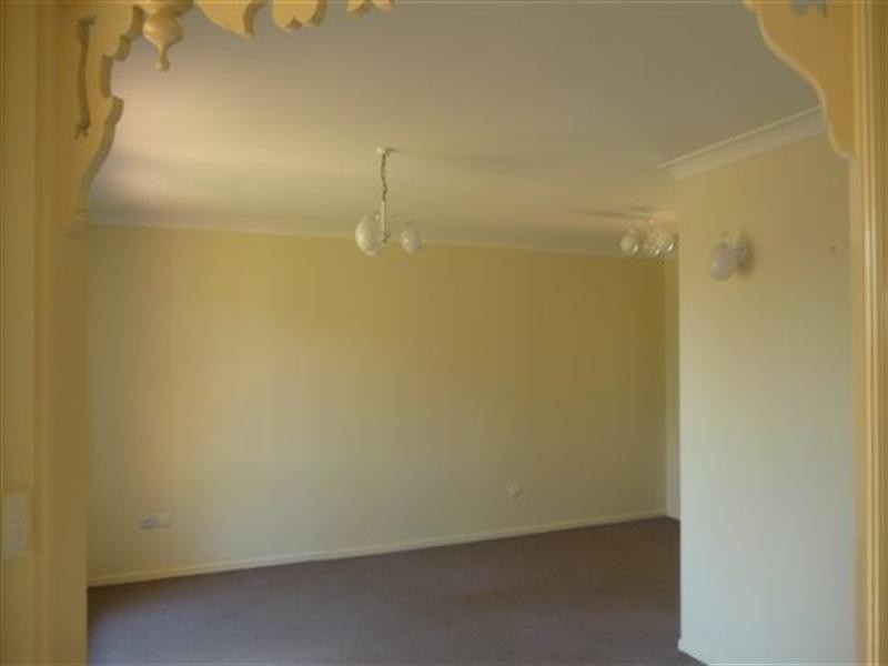 4 Dalzell Crescent, Darling Heights QLD 4350