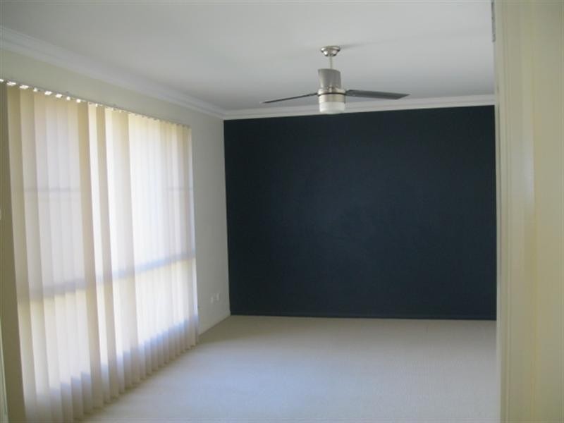 2 Clara Street, Highfields QLD 4352