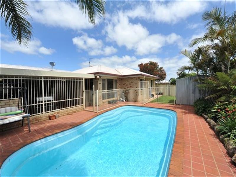 17 Glen Avon Court, Glenvale QLD 4350