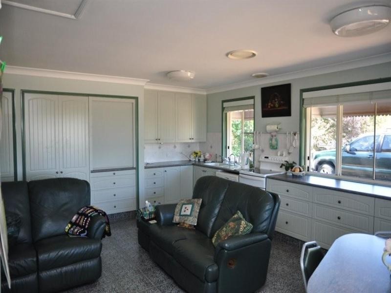 145 Henningsen Road Oakey Via Toowoomba, Oakey QLD 4401