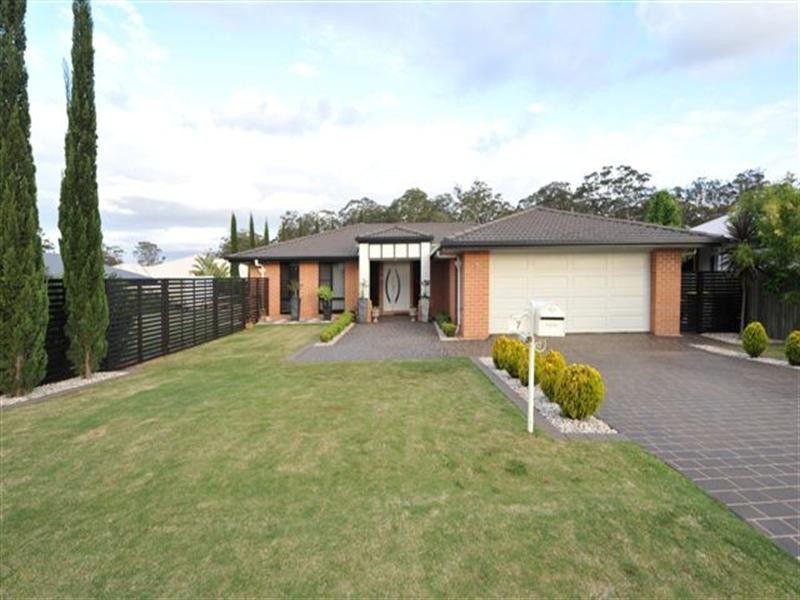 7 Manooka Crescent, Highfields QLD 4352