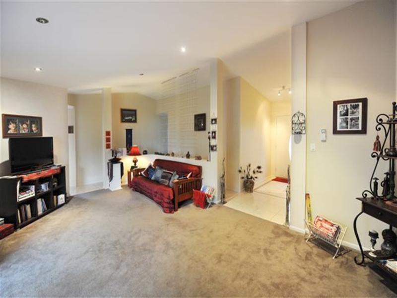 7 Manooka Crescent, Highfields QLD 4352