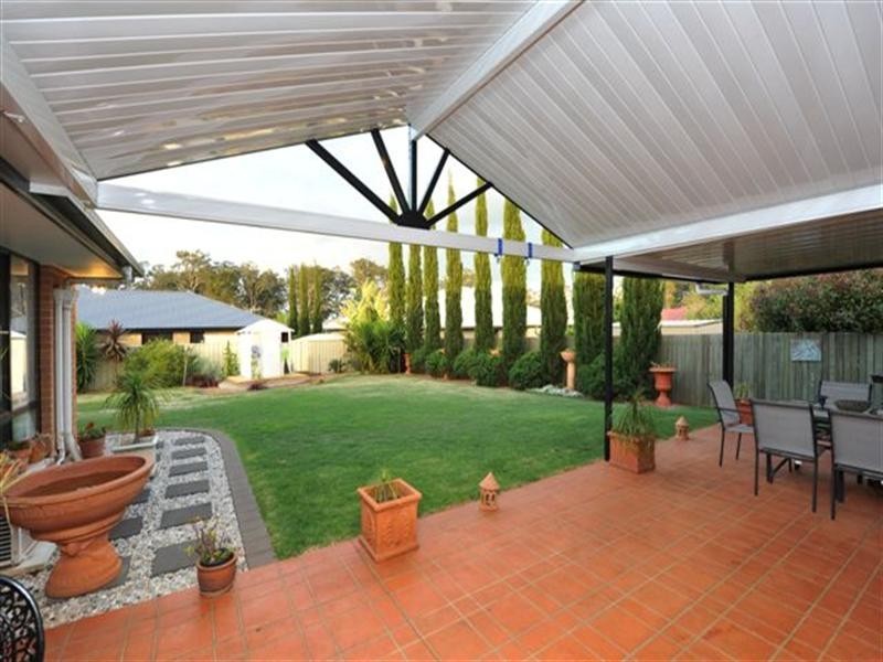 7 Manooka Crescent, Highfields QLD 4352