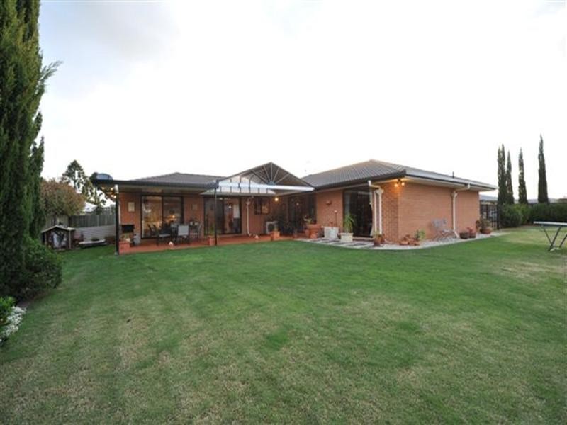 7 Manooka Crescent, Highfields QLD 4352