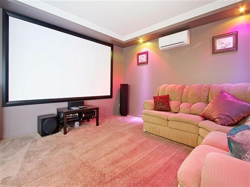 13 Beardsworth Court, Middle Ridge QLD 4350