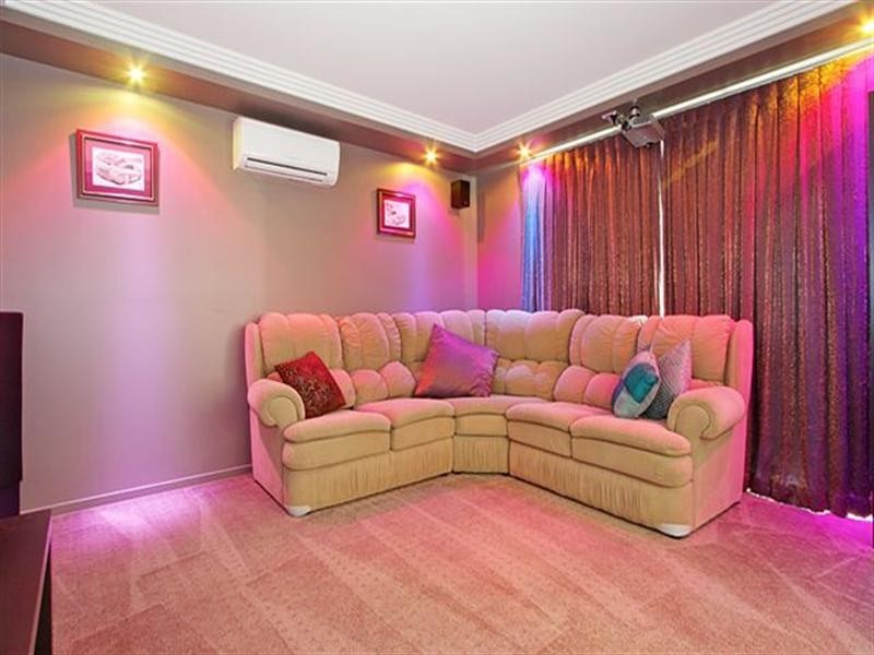 13 Beardsworth Court, Middle Ridge QLD 4350