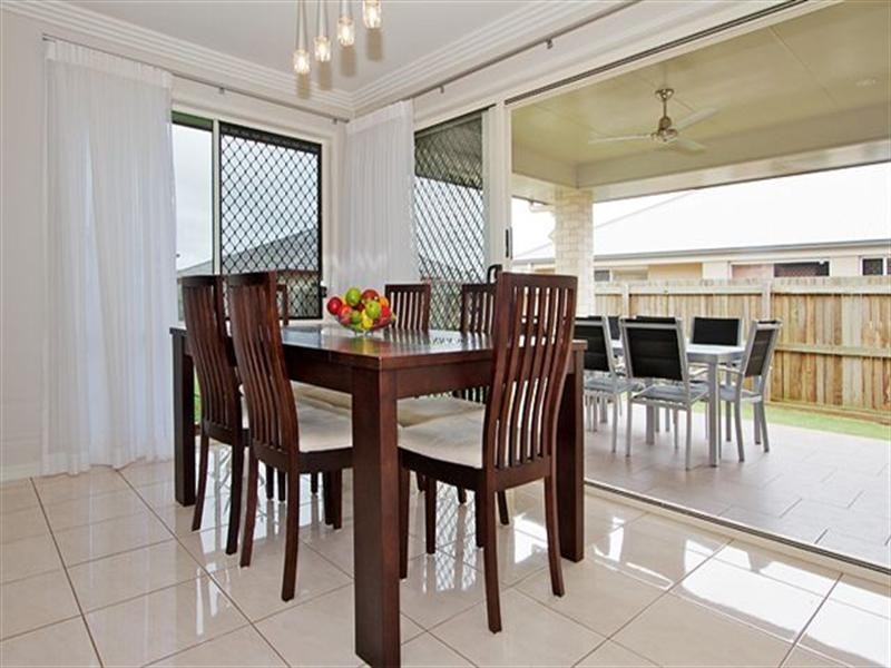 13 Beardsworth Court, Middle Ridge QLD 4350