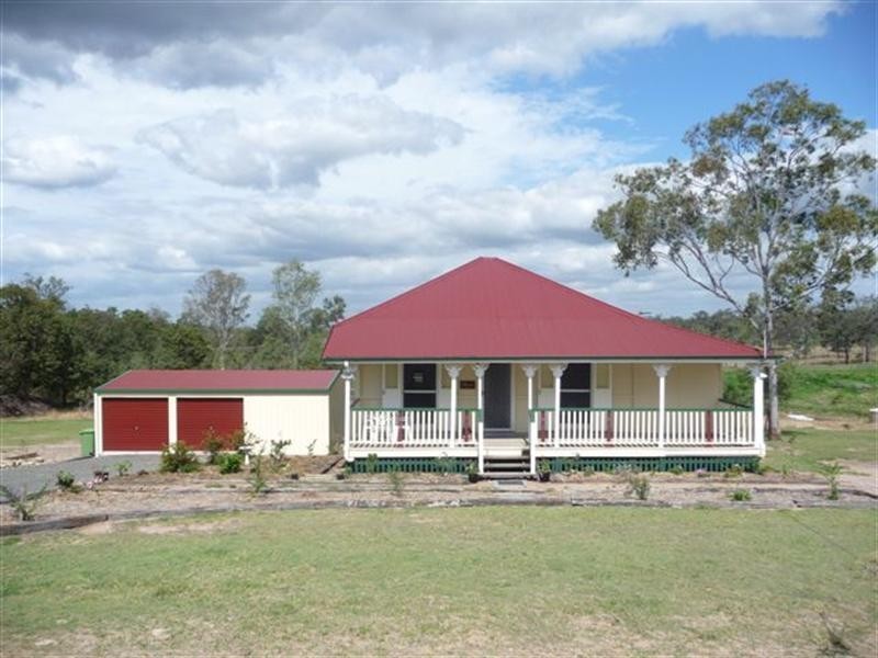 2 Kate Court, Withcott QLD 4352