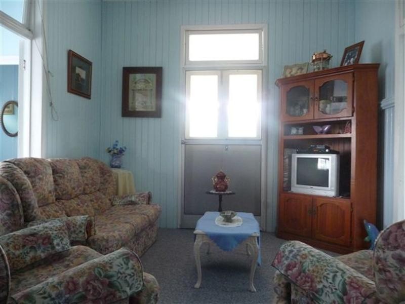 2 Kate Court, Withcott QLD 4352