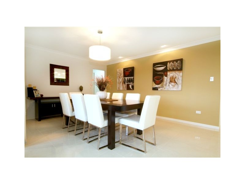 28 Saba Court, Middle Ridge QLD 4350