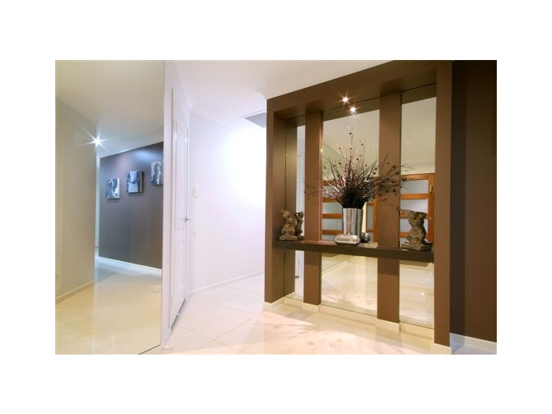 28 Saba Court, Middle Ridge QLD 4350