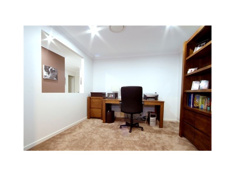 28 Saba Court, Middle Ridge QLD 4350