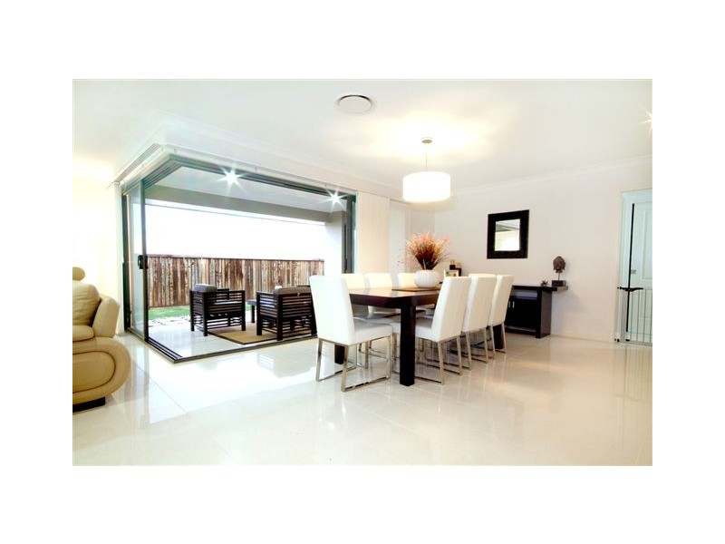 28 Saba Court, Middle Ridge QLD 4350