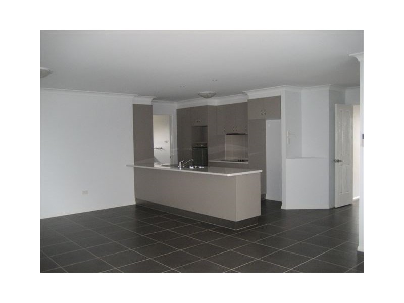 43 Whitman Street, Westbrook QLD 4350