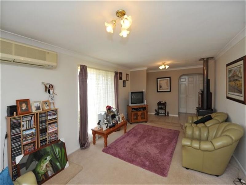 19 Elizabeth Kenny Court, Harristown QLD 4350