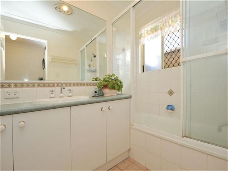 19 Elizabeth Kenny Court, Harristown QLD 4350