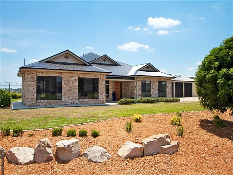 2 Madison Court, Glenvale QLD 4350