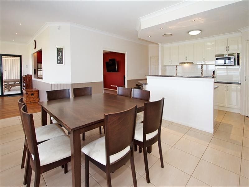 2 Madison Court, Glenvale QLD 4350