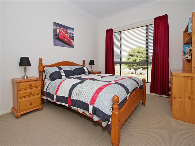 2 Madison Court, Glenvale QLD 4350