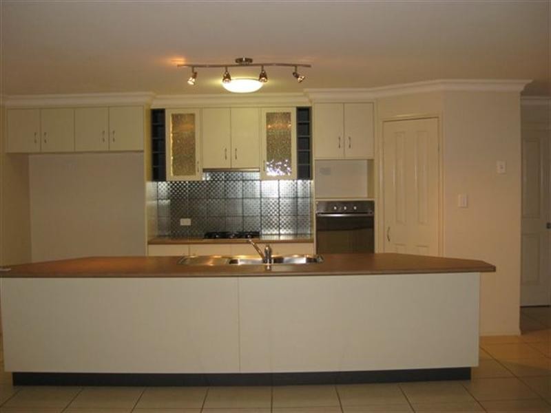 157 Rowbotham Street, Rangeville QLD 4350