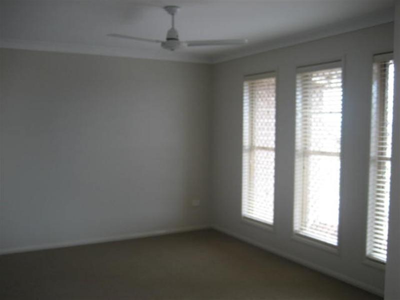 4 Bronzewing Drive, Highfields QLD 4352