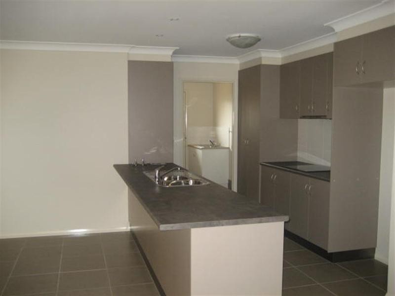 4 Bronzewing Drive, Highfields QLD 4352