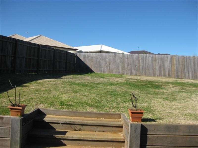 4 Bronzewing Drive, Highfields QLD 4352