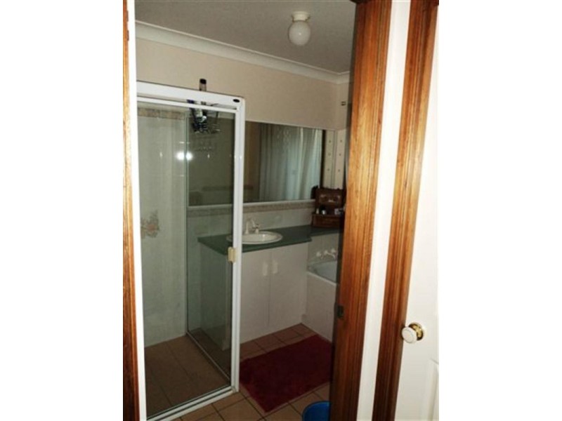 10 Bernborough Court, Glenvale QLD 4350