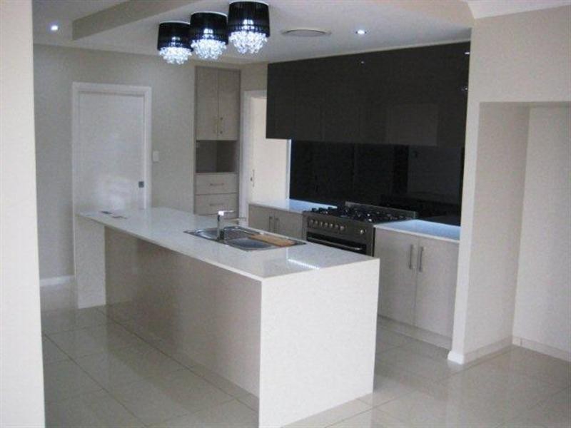 261a Geddes Street, Centenary Heights QLD 4350